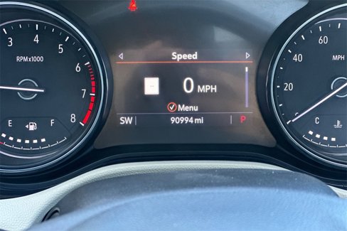 Used 2020 Buick Encore GX Essence w/ Experience Buick Package image 30
