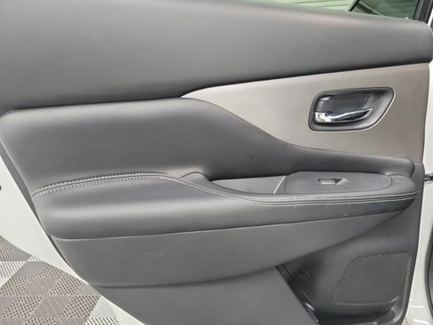 Certified 2021 Nissan Murano SV image 17