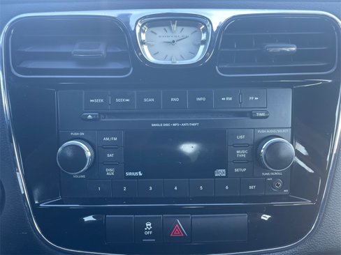 Used 2013 Chrysler 200 Touring image 4