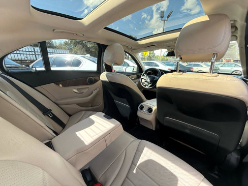 Used 2017 Mercedes-Benz C 300 Sedan image 30