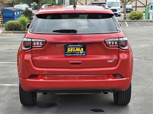 Used 2023 Jeep Compass Limited image 6