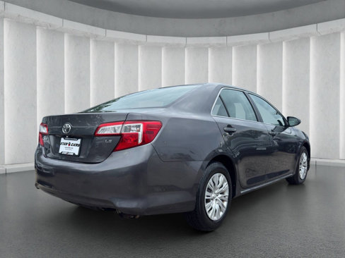 Used 2012 Toyota Camry LE image 5