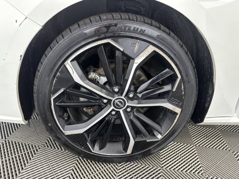 Used 2023 Nissan Altima 2.5 SR image 13