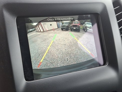 Used 2021 Jeep Cherokee Latitude Plus image 19
