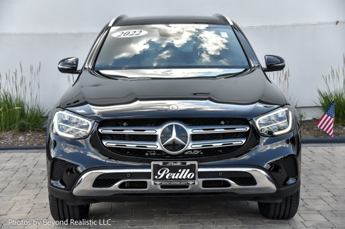 Used 2022 Mercedes-Benz GLC 300 4MATIC image 3