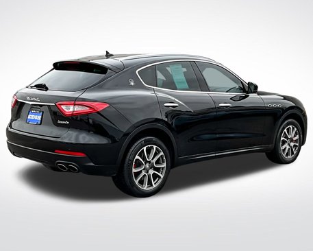 Used 2017 Maserati Levante S image 5