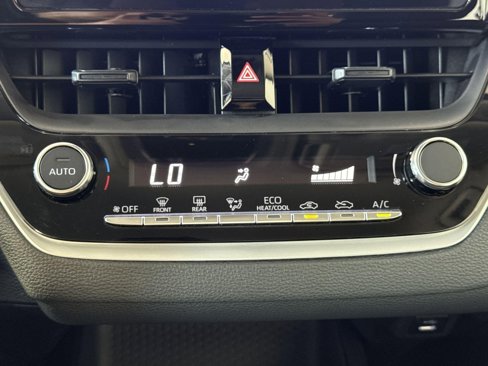 Used 2024 Toyota Corolla LE image 20