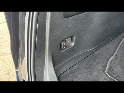Used 2022 Ford Edge Titanium image 30