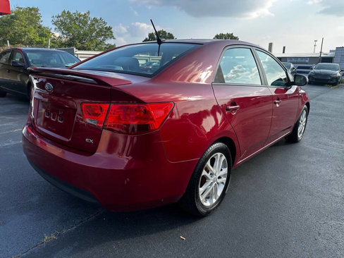Used 2011 Kia Forte EX w/ Premium Pkg image 7