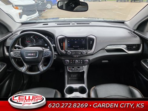 Used 2023 GMC Terrain AT4 image 8