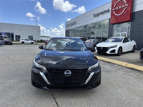 New 2025 Nissan Sentra SV image 2