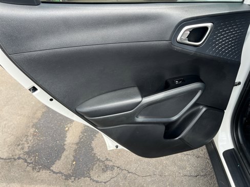 Used 2021 Kia Soul S image 26