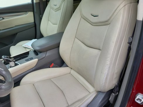 Used 2017 Cadillac XT5 Luxury w/ Driver Awareness Package image 23