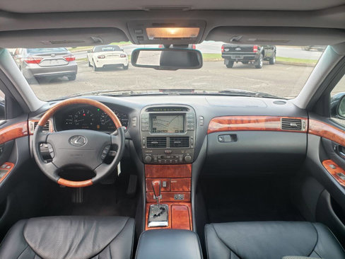 Used 2004 Lexus LS 430 image 8