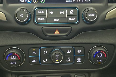 Used 2018 GMC Terrain Denali w/ Advanced Safety Package image 20