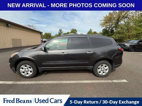 Used 2014 Chevrolet Traverse LS w/ LPO, 'HIT The Road' Package image 4