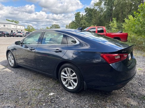 Used 2017 Chevrolet Malibu LT image 8