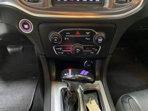 Used 2020 Dodge Charger SXT w/ Leather Interior Group image 41