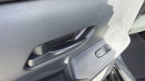 New 2025 Nissan Sentra SV image 13