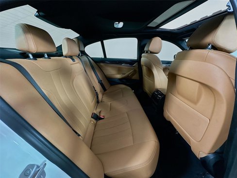 Used 2022 BMW 530i xDrive w/ Convenience Package image 28