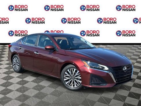 Certified 2023 Nissan Altima 2.5 SV image 1