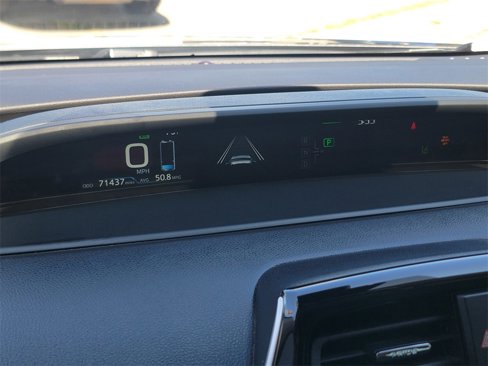 Used 2020 Toyota Prius Prime LE image 30