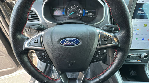 Certified 2021 Ford Edge ST-Line image 18