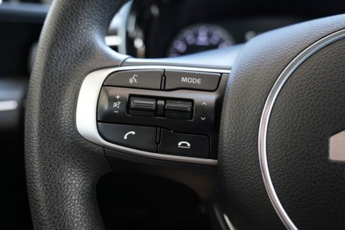 Used 2023 Kia K5 LXS image 12