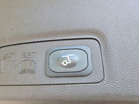 Used 2017 Lincoln MKC Premiere image 13