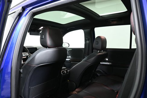 Used 2021 Mercedes-Benz GLB 250 4MATIC image 6