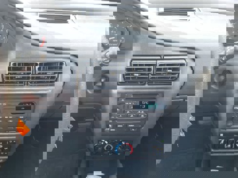 Used 2005 Chevrolet Cavalier Sedan w/ Preferred Equipment Group image 13