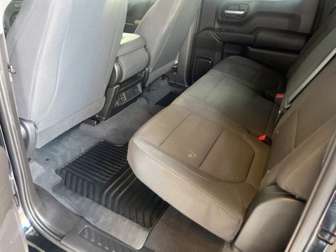 Used 2020 Chevrolet Silverado 1500 Custom w/ Custom Value Package image 21