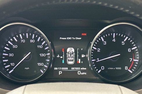 Used 2015 Land Rover Range Rover Evoque Pure Plus image 17
