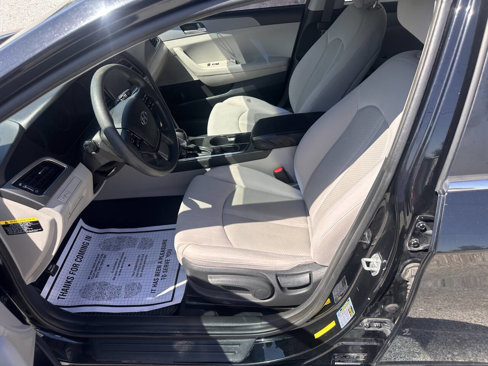 Used 2016 Hyundai Sonata SE image 10