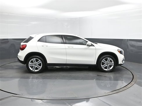 Certified 2019 Mercedes-Benz GLA 250 image 26