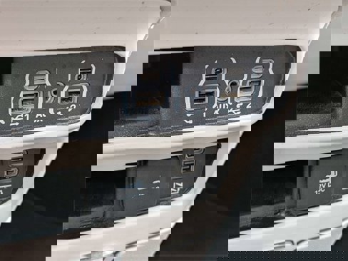 Used 2022 Chrysler Pacifica Touring-L image 23