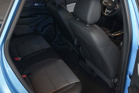 New 2025 Chevrolet Trax LT w/ Driver Confidence Package image 21
