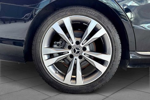 Used 2019 Mercedes-Benz C 300 Sedan image 10