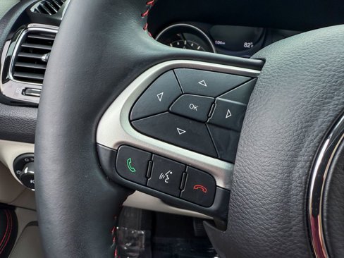 Used 2018 Jeep Compass Limited w/ Navigation Group image 42