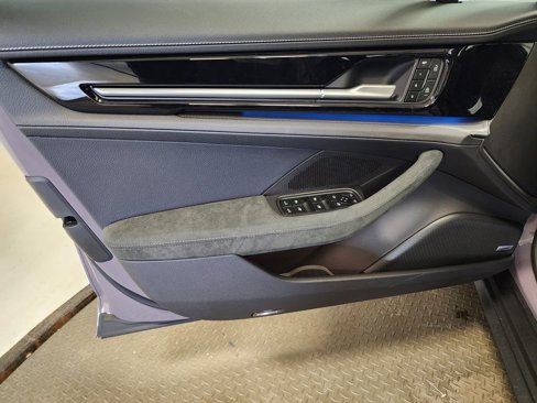 New 2025 Porsche Panamera 4 image 26