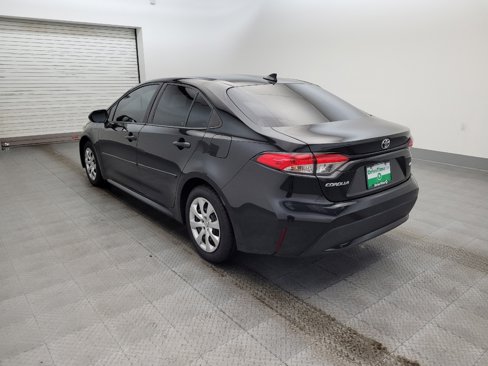 Used 2021 Toyota Corolla LE w/ Carpet Mat Package (TMS) image 5