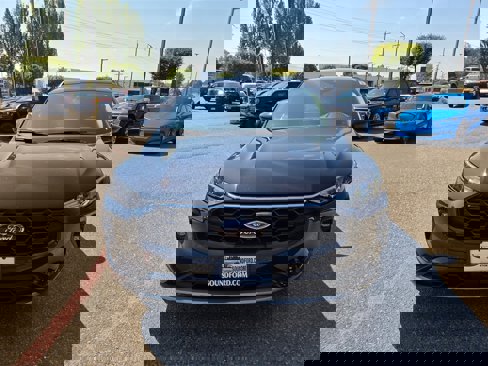 Used 2023 Ford Escape ST-Line Select w/ Tech Pack #2 image 2