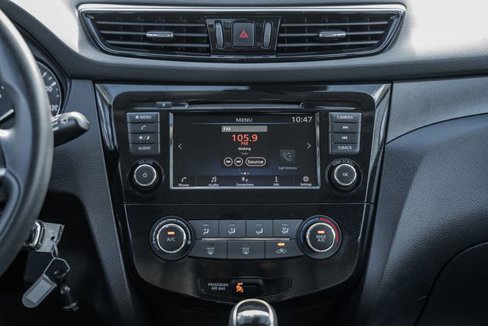 Used 2021 Nissan Rogue Sport S image 19