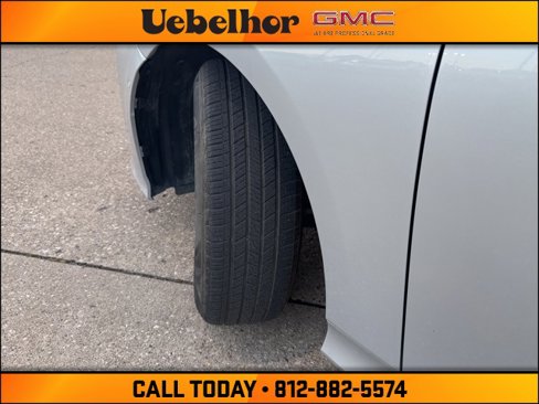 Used 2021 Toyota Prius LE image 20