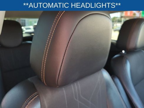 Used 2018 Chevrolet Trax LT w/ Redline Edition image 11