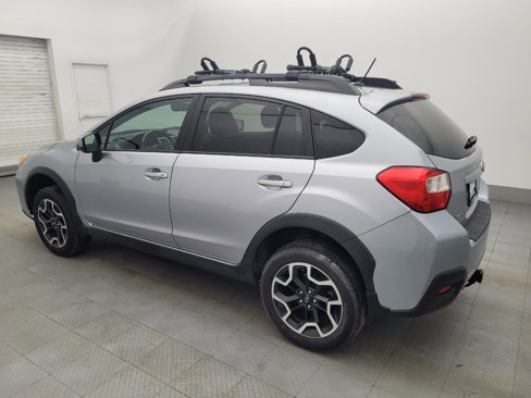 Used 2017 Subaru Crosstrek 2.0i Premium image 3