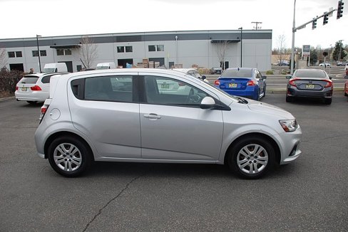 Used 2020 Chevrolet Sonic LT image 6