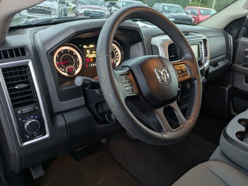 Used 2016 RAM 1500 Classic SLT image 14
