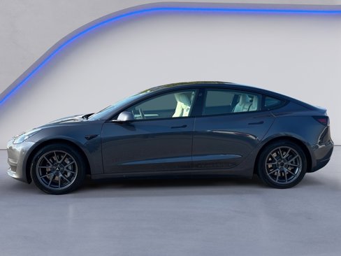 Used 2021 Tesla Model 3 Long Range image 13