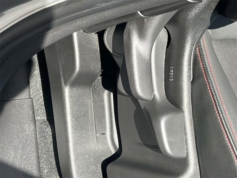Used 2024 Chevrolet Equinox RS image 21